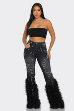 Load image into Gallery viewer, Distressed Pearl Embellished Feather Detail Jeans